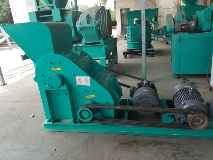 �p������C